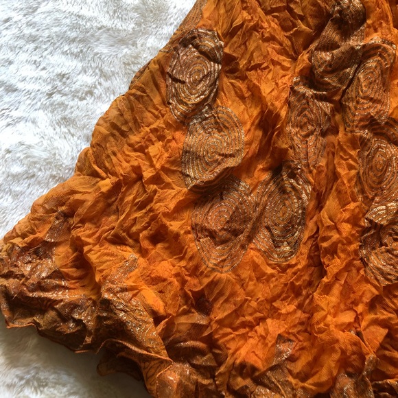 Matching Dress and Pants Set - Picture 6 of 7